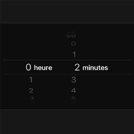Illustration du podcast "deux minutes avant de dormir" avec la représentation d'un minuteur de smartphone dont le curseur est placé sur 0 heure et 2 minutes.